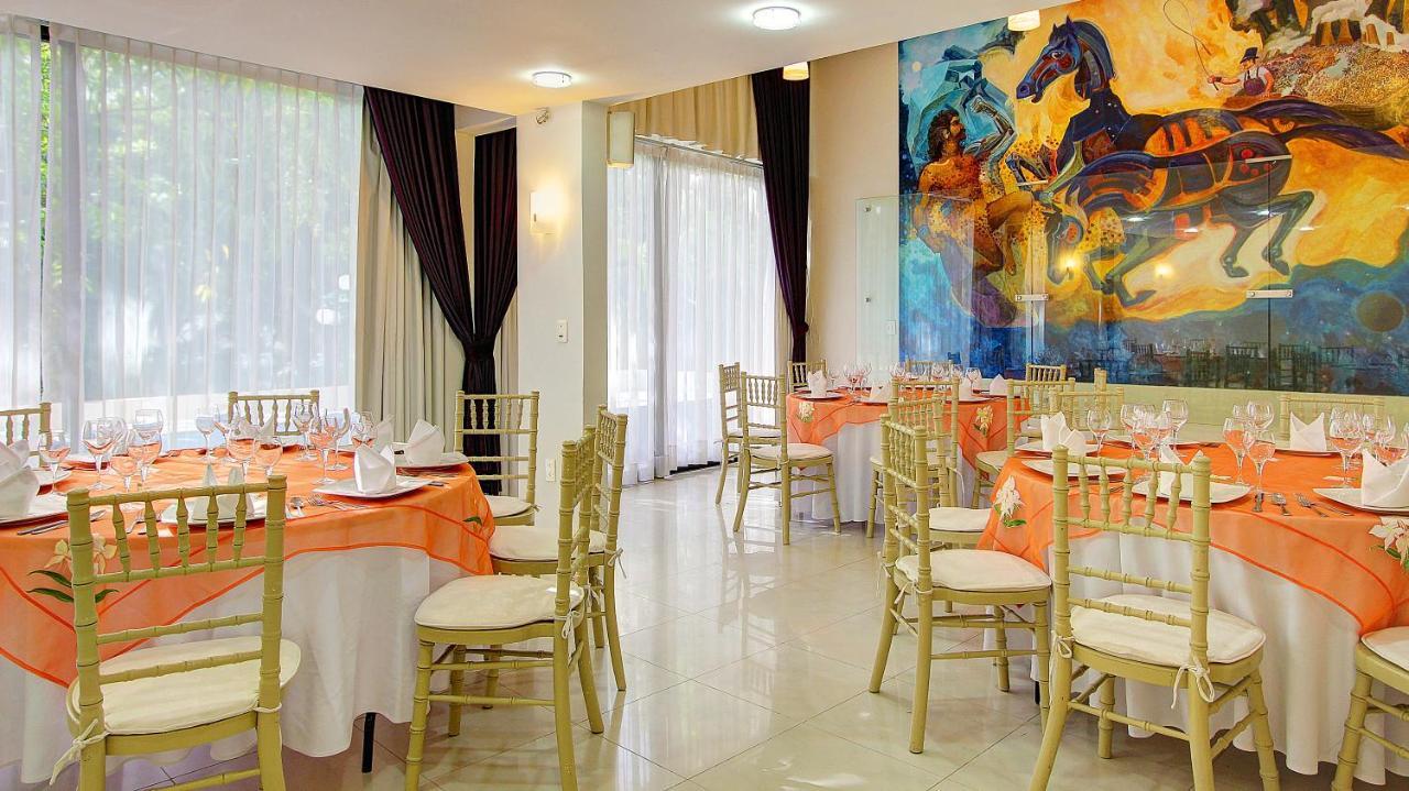 Fiesta Inn Villahermosa Cencali Εξωτερικό φωτογραφία